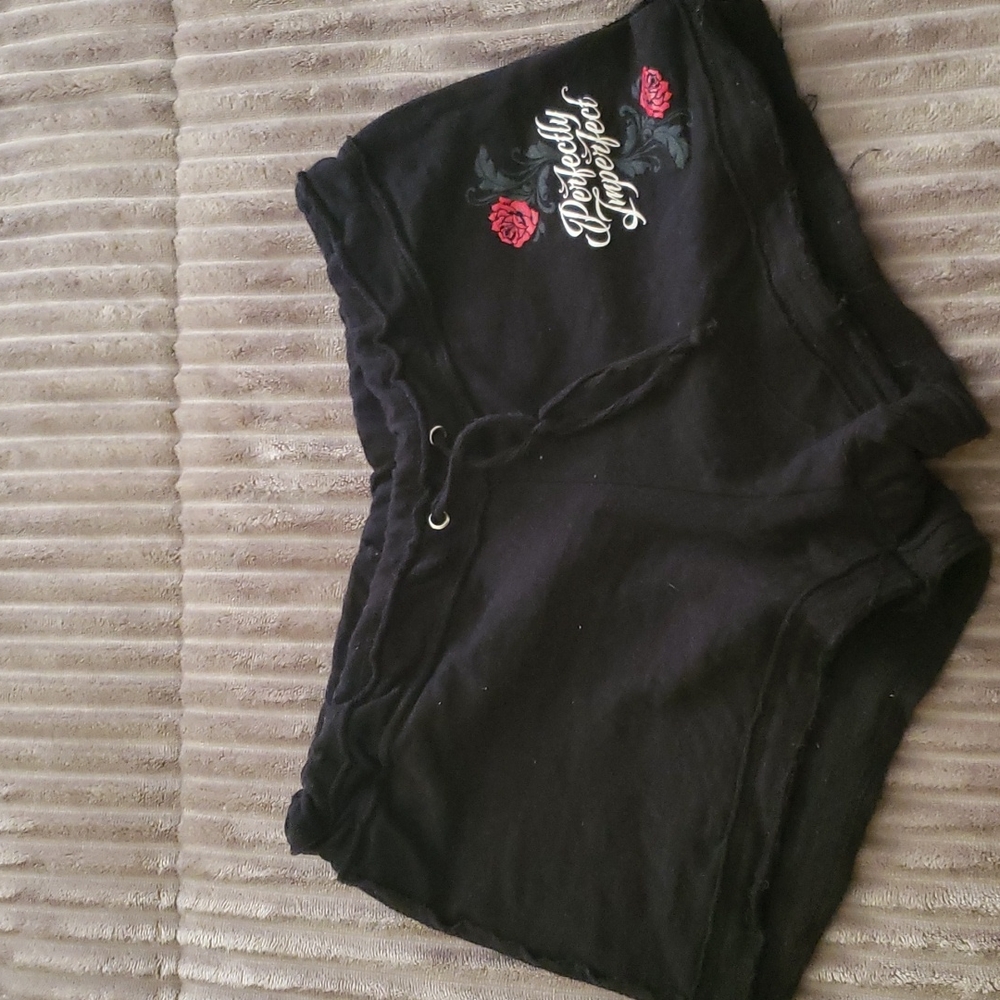 Beautiful Disaster Black w/ red roses and lettering shorts, size x-large